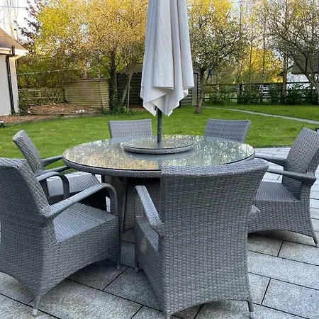 5 Bed House 35 Mins To Dublin * Straffan